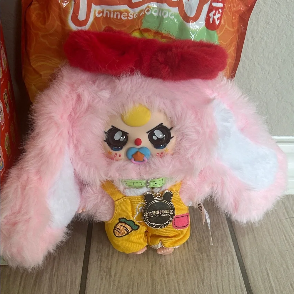 Baby Three Chinese Zodiac - Confirmed Rabbit with Special Eyes and Pacifier - Picture 3 of 5